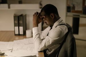Prévenir les risques psychosociaux au travail : obligations de l’employeur et démarche structurée